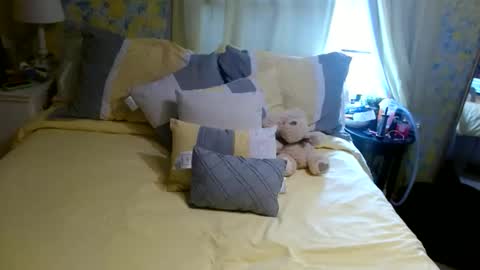Snapshot of mathislauraashley2023 chatting on 06-06-26, 06:23 mathislauraashley2023 online show from 06-06-26, 06:23