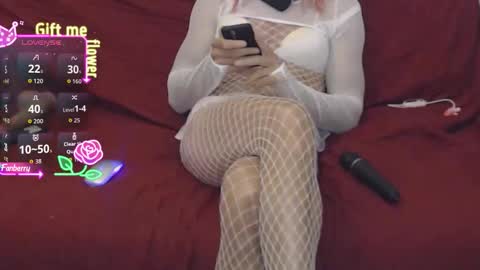 Snapshot of mathurin37 chatting on 09-25-25, 07:17 LooLa online show from 09-25-25, 07:17