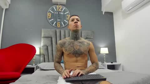Matias Son online show from 01-04-25, 07:44