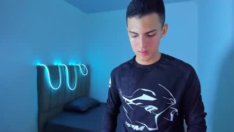 Matias online show from 06-11-26, 02:15