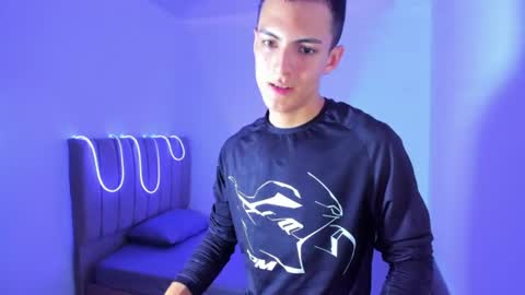 Matias online show from 06-16-26, 03:47