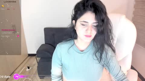 Lucia online show from 02-07-25, 01:58