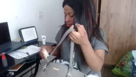 Snapshot of matilde27 chatting on 12-01-24, 09:04 Daniela online show from 12-01-24, 09:04