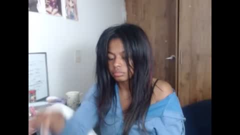 Snapshot of matilde27 chatting on 01-19-25, 02:38 Daniela online show from 01-19-25, 02:38