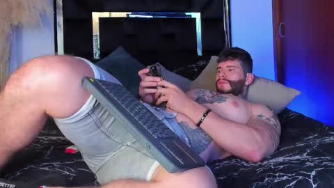 matius foxter online show from 12-16-25, 11:54