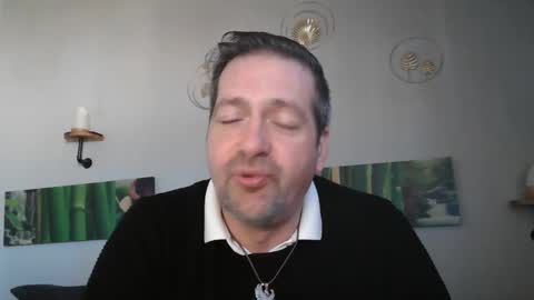 matrike1 online show from 12-26-24, 11:10