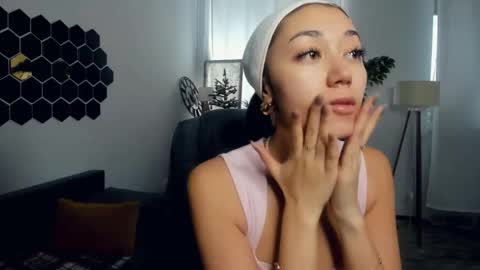 Kate online show from 02-08-26, 09:02