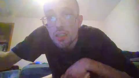 Snapshot of matt48195571828 chatting on 04-14-26, 01:11 matt48195571828 online show from 04-14-26, 01:11