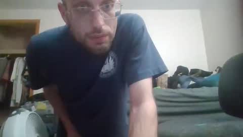 Snapshot of matt48195571828 chatting on 04-17-26, 11:35 matt48195571828 online show from 04-17-26, 11:35