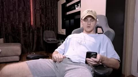 Matt online show from 02-11-25, 02:02