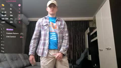 Snapshot of matt_aniston chatting on 05-03-26, 04:57 Matt online show from 05-03-26, 04:57