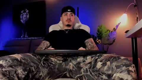 Snapshot of matt_thestud chatting on 02-15-26, 08:02 Matt online show from 02-15-26, 08:02