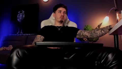 Snapshot of matt_thestud chatting on 03-19-26, 07:56 Matt online show from 03-19-26, 07:56