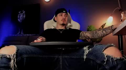 Snapshot of matt_thestud chatting on 03-25-26, 07:58 Matt online show from 03-25-26, 07:58