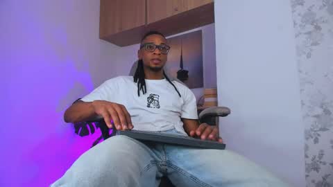 Mateo online show from 03-29-26, 01:16