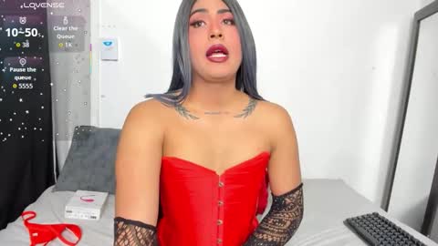 Snapshot of matthew_gill chatting on 10-05-25, 10:07 matthewlatinc online show from 10-05-25, 10:07