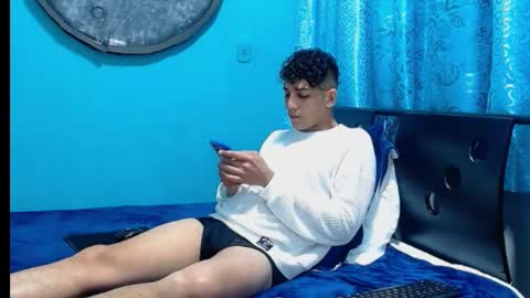 matthew_hawk19 online show from 02-01-25, 10:23