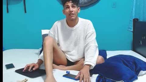 matthew_hawk19 online show from 02-02-25, 09:23