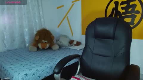 Snapshot of matthewboy_ chatting on 02-14-25, 06:23 MatthewBoy online show from 02-14-25, 06:23