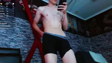 Snapshot of matthewboy_ chatting on 03-07-25, 02:46 MatthewBoy online show from 03-07-25, 02:46