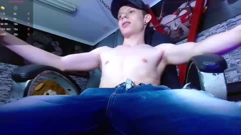 Snapshot of matthewboy_ chatting on 03-10-25, 09:07 MatthewBoy online show from 03-10-25, 09:07