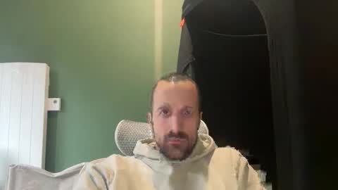 Snapshot of matthias24 chatting on 05-17-26, 11:50 M online show from 05-17-26, 11:50