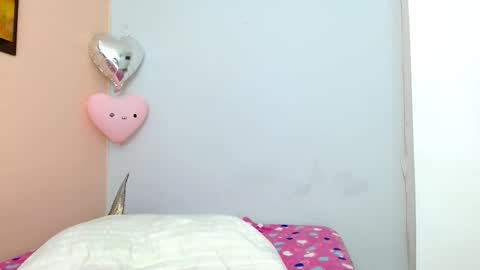 mattilda_18 online show from 03-05-25, 10:54