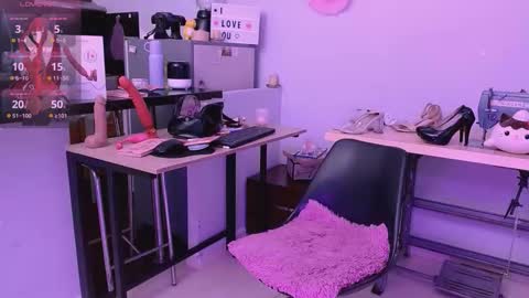 mattilda_18 online show from 09-24-25, 08:12