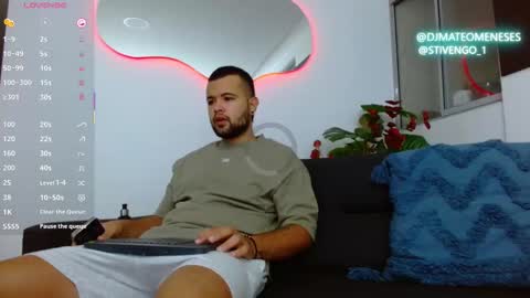 Snapshot of mattmeness chatting on 10-09-25, 08:56 MattMeness online show from 10-09-25, 08:56