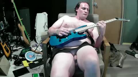 Snapshot of mattskiba89 chatting on 09-18-25, 09:00 mattskiba89 online show from 09-18-25, 09:00