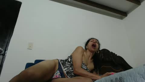 Snapshot of matturewet chatting on 03-05-25, 05:07 matturewet online show from 03-05-25, 05:07