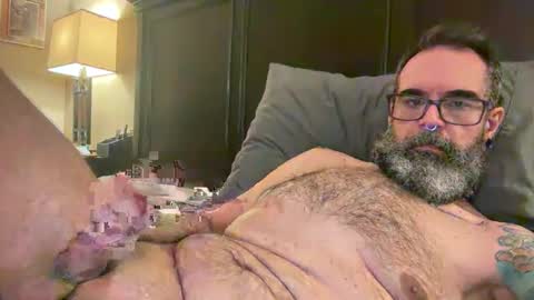 Snapshot of mattybear_76 chatting on 10-19-25, 12:55 mattybear_76 online show from 10-19-25, 12:55