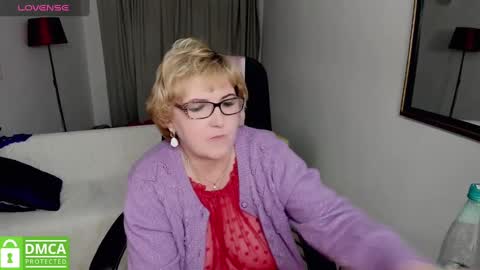 Lana online show from 12-21-24, 11:24