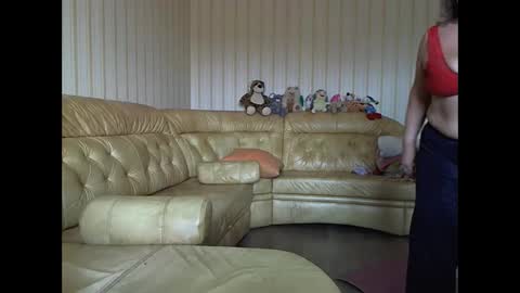 Snapshot of mature_cat chatting on 04-13-26, 09:37 Cat online show from 04-13-26, 09:37