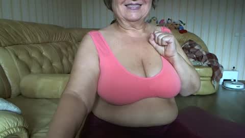 Snapshot of mature_cat chatting on 07-14-26, 07:57 Cat online show from 07-14-26, 07:57