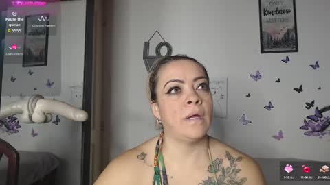 Snapshot of mature_liaa chatting on 02-12-25, 10:35 Mature liaa online show from 02-12-25, 10:35