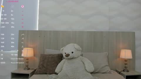 Snapshot of mature_marce chatting on 10-27-25, 07:18 Marce online show from 10-27-25, 07:18