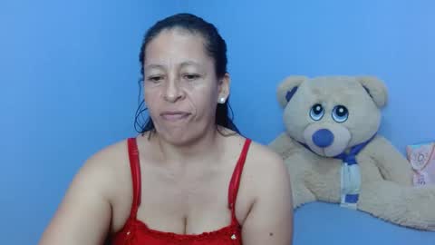 Snapshot of mature_martina_ chatting on 02-01-25, 11:58 Martina online show from 02-01-25, 11:58