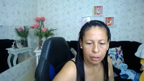 Snapshot of mature_martina_ chatting on 02-08-25, 09:46 Martina online show from 02-08-25, 09:46