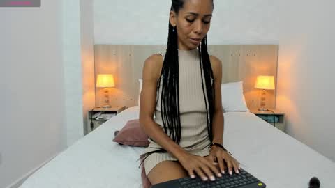 Vayolet Castro online show from 01-19-25, 10:17