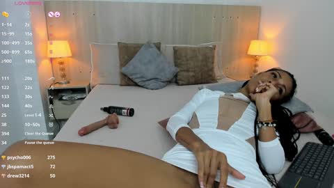 Vayolet Castro online show from 02-08-25, 01:00