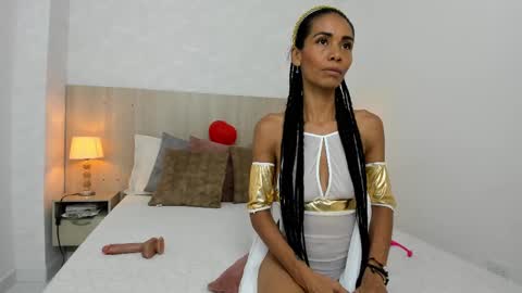 Vayolet Castro online show from 03-10-25, 07:07