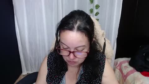 Sonia online show from 12-27-24, 01:50
