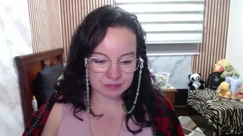 Snapshot of mature_wolf chatting on 04-29-26, 05:30 Sonia online show from 04-29-26, 05:30