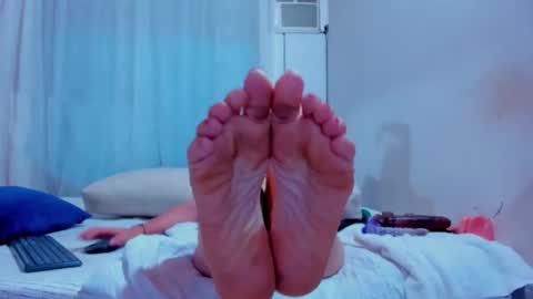 Alicia      STREAMING SCHEDULE 1400 - 2130 GMT-5 online show from 11-26-25, 07:31