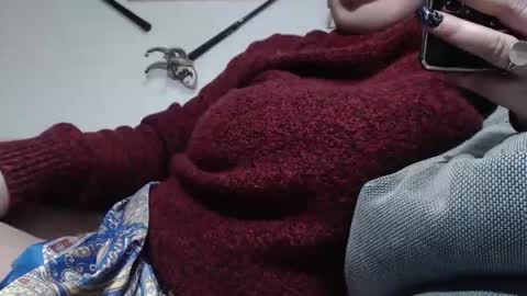 Snapshot of matureboobsbig chatting on 12-19-24, 06:12 matureboobsbig online show from 12-19-24, 06:12