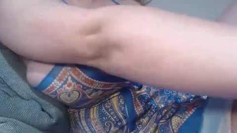 Snapshot of matureboobsbig chatting on 05-10-26, 06:07 matureboobsbig online show from 05-10-26, 06:07