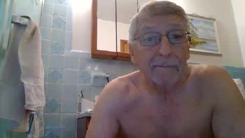 Snapshot of maturecouple1954 chatting on 12-24-24, 07:00 SXECPL55 at G mail Dot Com online show from 12-24-24, 07:00