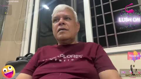 Snapshot of maturedman_44 chatting on 11-21-25, 03:22 DEV online show from 11-21-25, 03:22