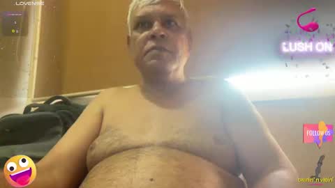 Snapshot of maturedman_44 chatting on 11-22-25, 03:27 DEV online show from 11-22-25, 03:27